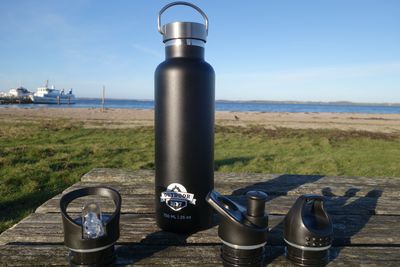 OUTDOOR DEPT Thermotrinkflasche