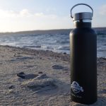 Outdoor DEPT Isolierflasche in der Sonne